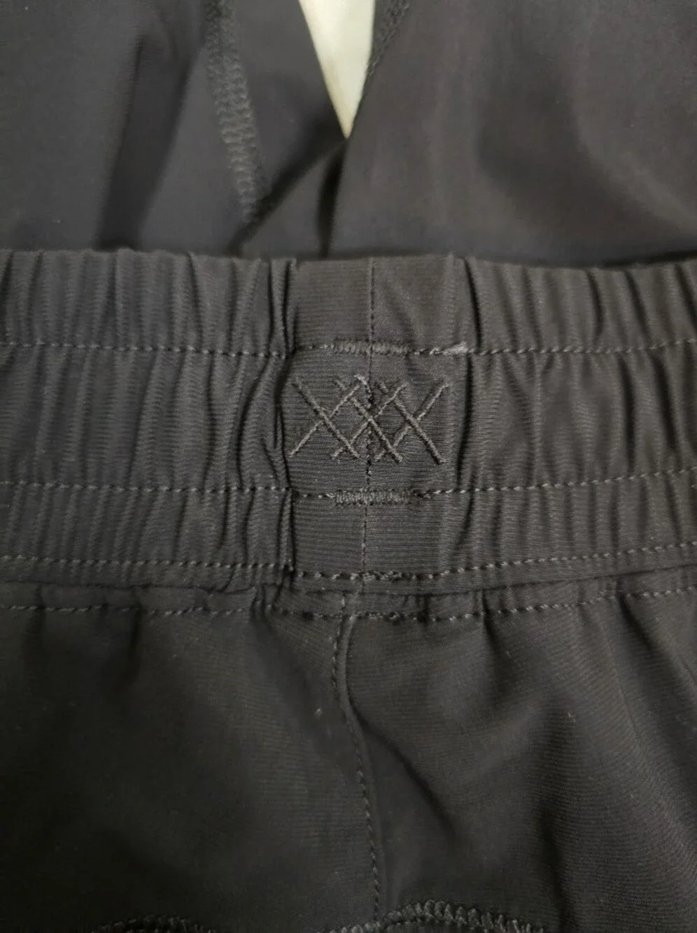 Rhone Shorts Mens Medium Black Athletic Running Training Drawstring Pockets